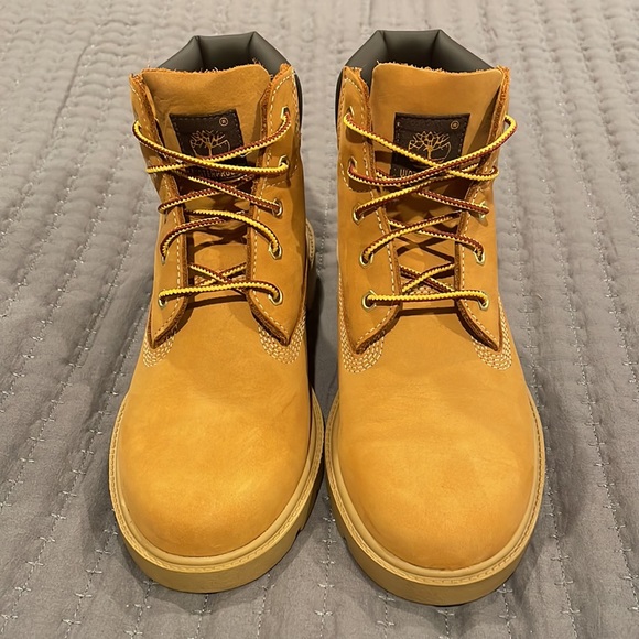 Timberland Junior Boots - Youth size 4.5 - Wheat/Brown Color - Picture 2 of 10